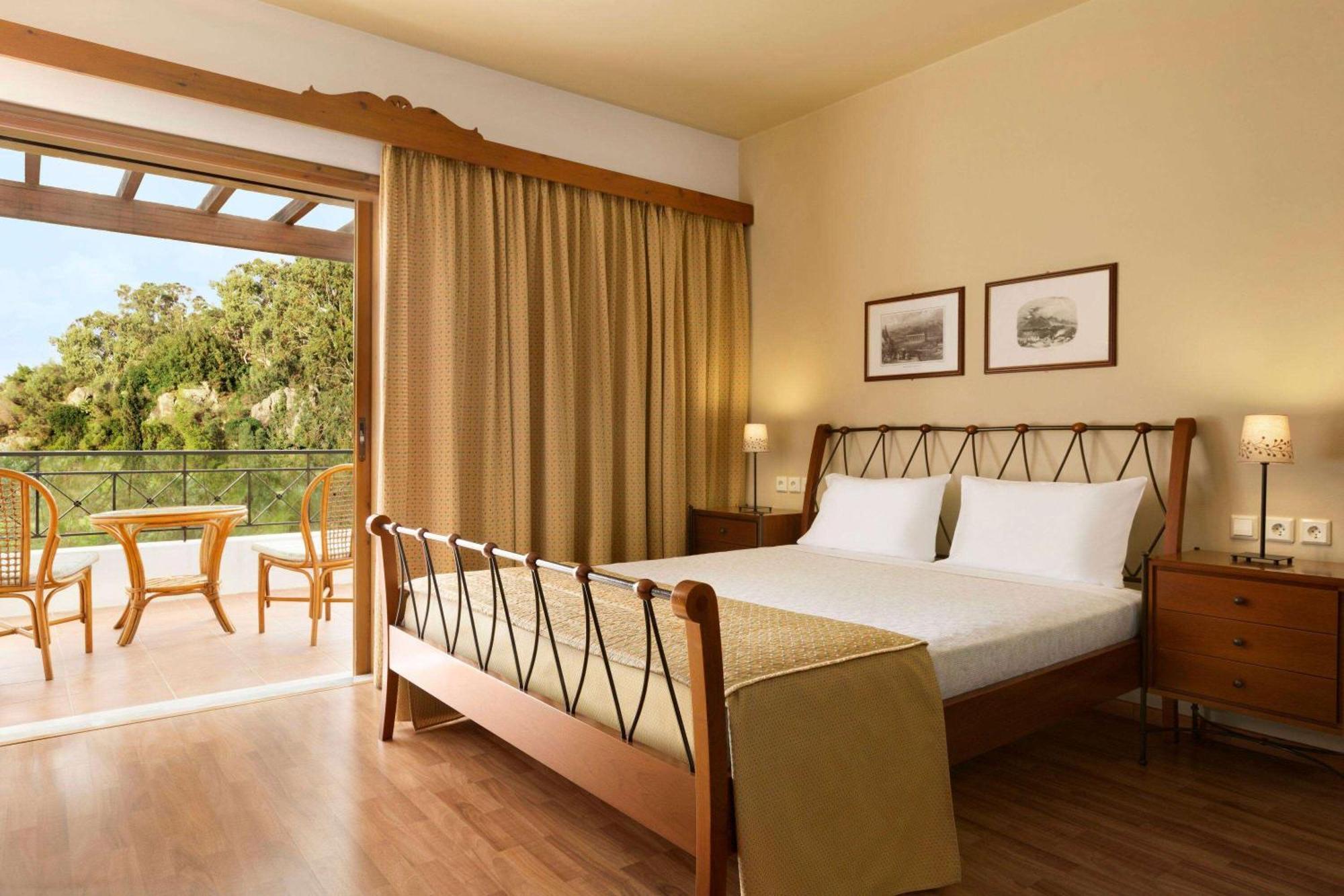 Ramada Loutraki Poseidon Resort Eksteriør bilde