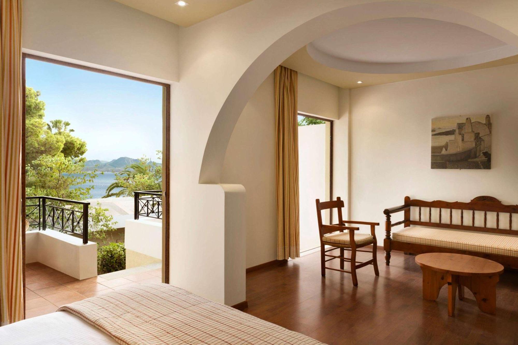 Ramada Loutraki Poseidon Resort Eksteriør bilde