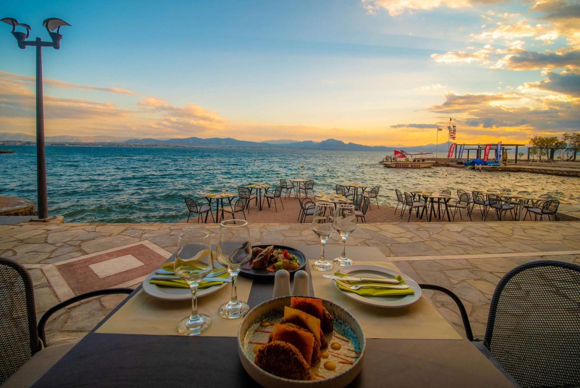Ramada Loutraki Poseidon Resort Eksteriør bilde