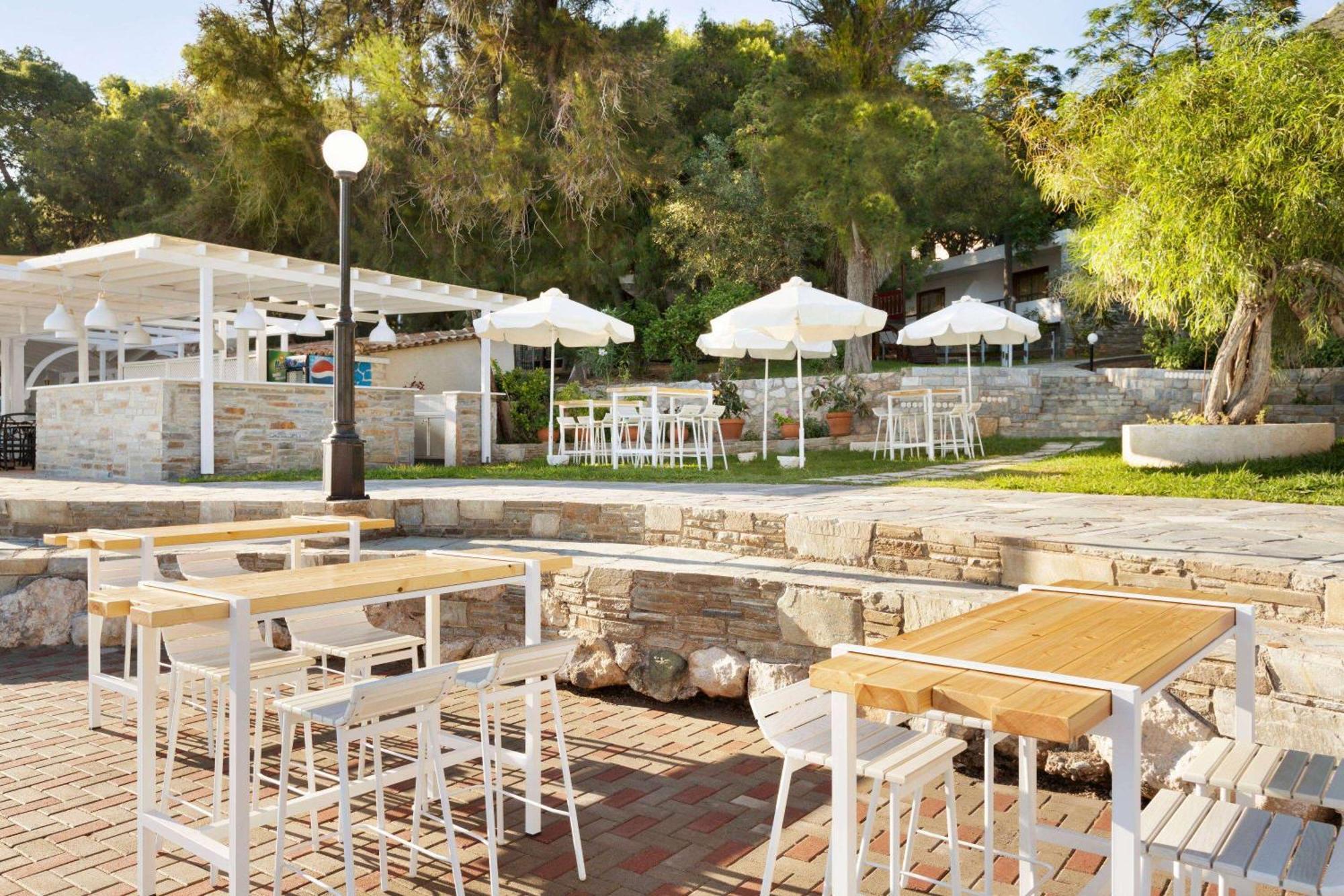 Ramada Loutraki Poseidon Resort Eksteriør bilde